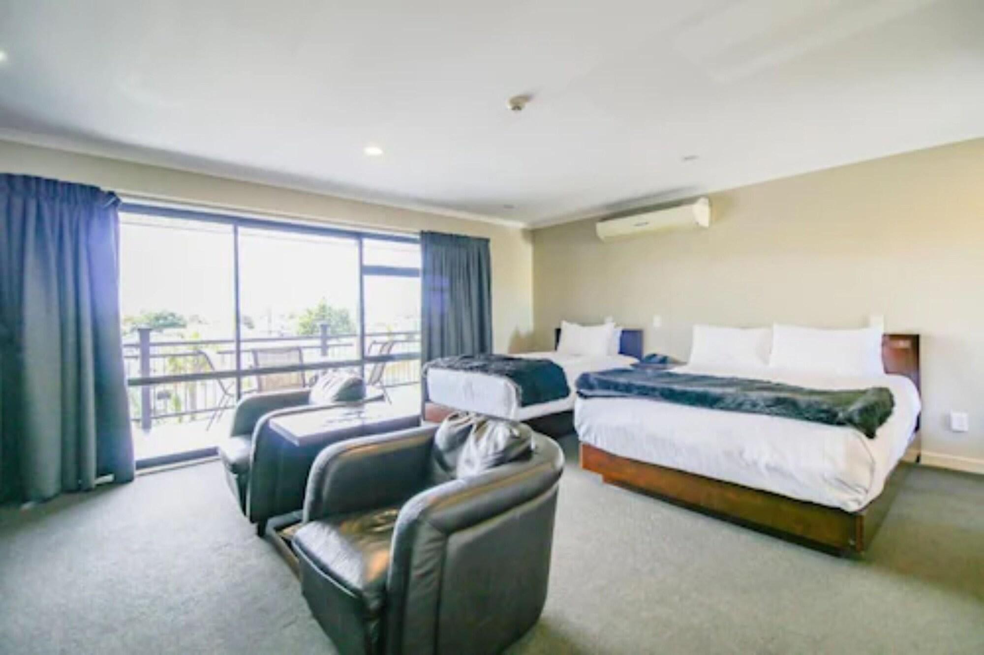 Aotea Motor Lodge วังกานุย ภายนอก รูปภาพ A typical hotel room
