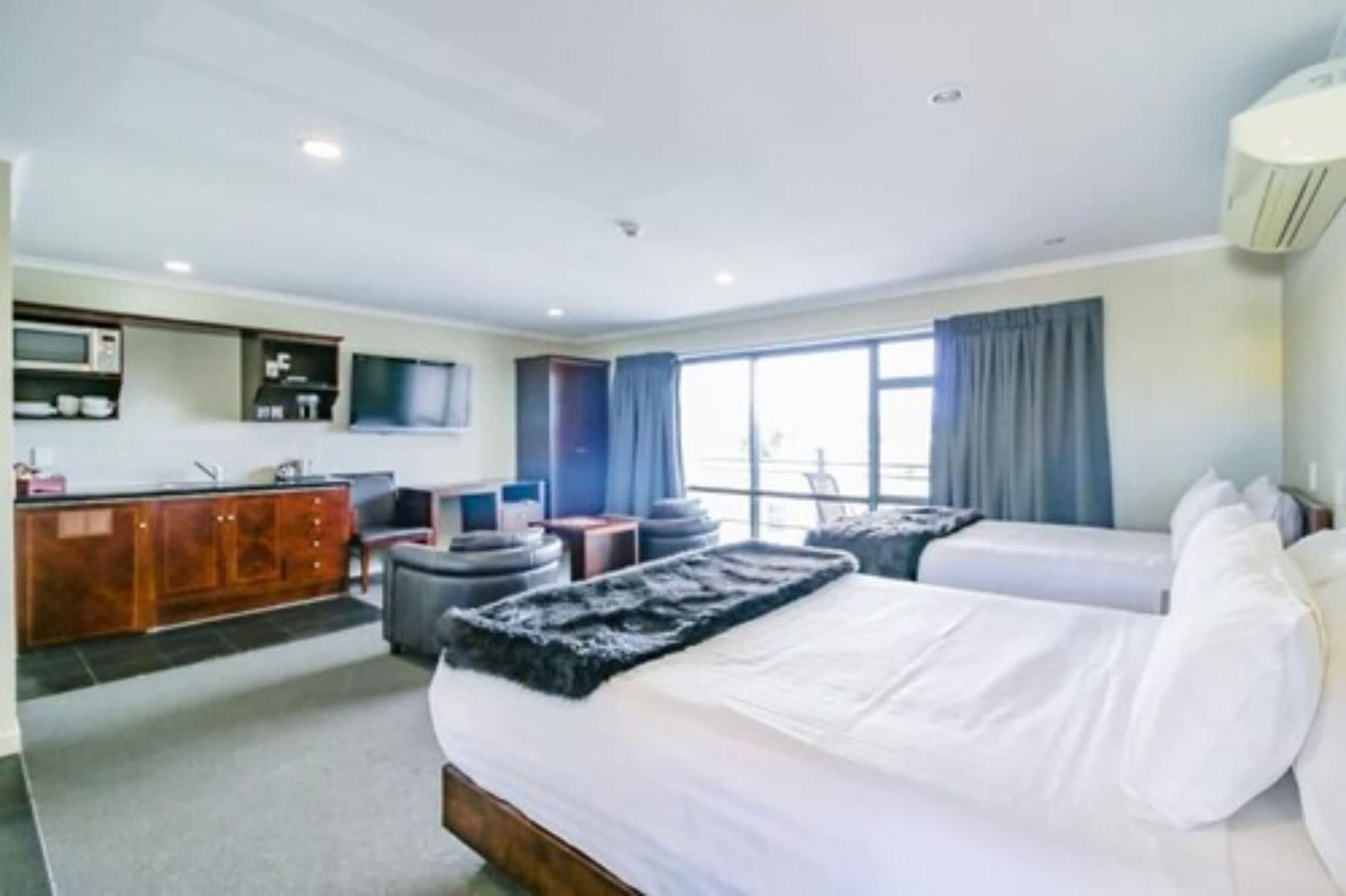 Aotea Motor Lodge วังกานุย ภายนอก รูปภาพ A typical hotel room