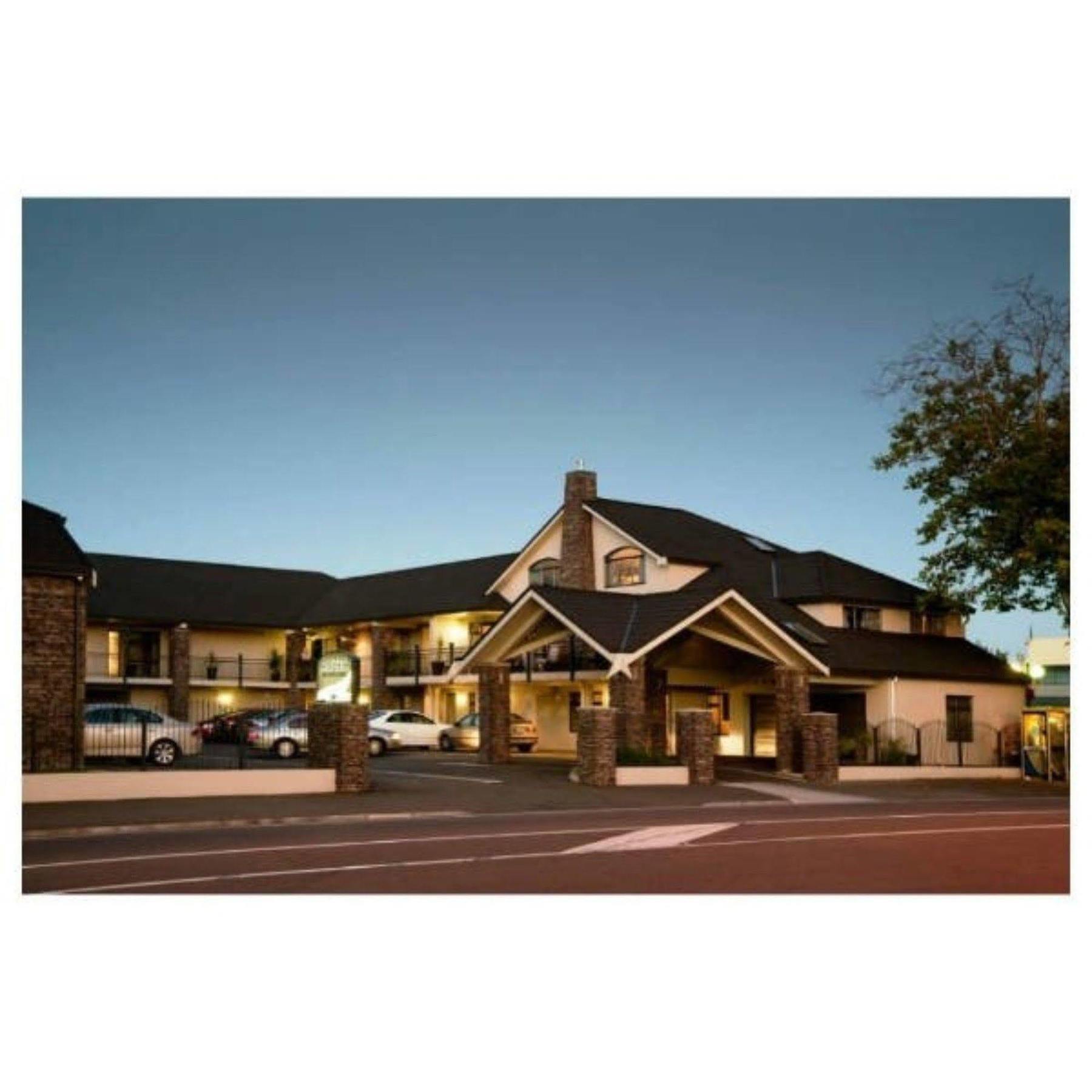 Aotea Motor Lodge วังกานุย ภายนอก รูปภาพ The Inn at the Opera