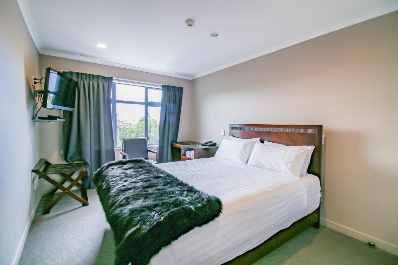 Aotea Motor Lodge วังกานุย ภายนอก รูปภาพ A bedroom at the hotel